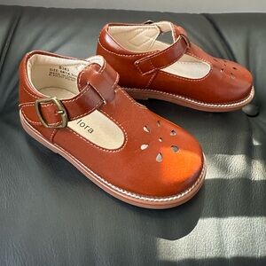 Felix & Flora Brown Mary Jane Shoes – Size 6